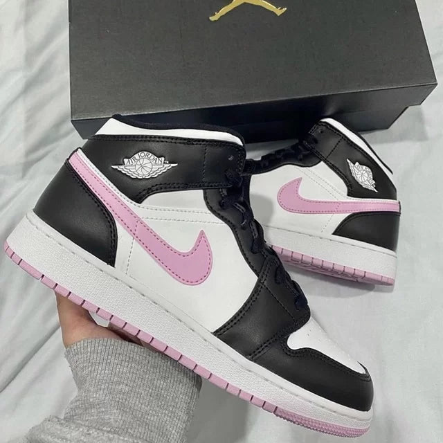 Air Jordan 1 Mid White Light Arctic Pink