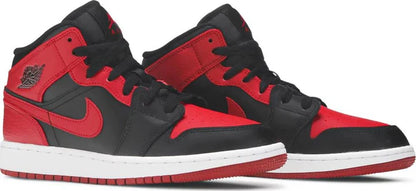 Nike Air Jordan 1 Mid Banned